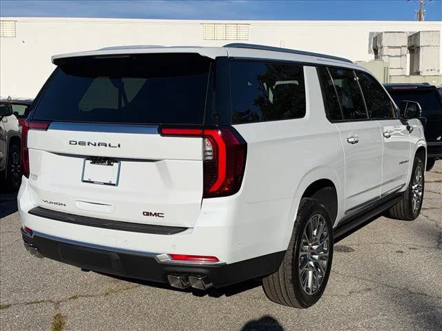 2026 GMC Yukon XL Denali - Photo 14