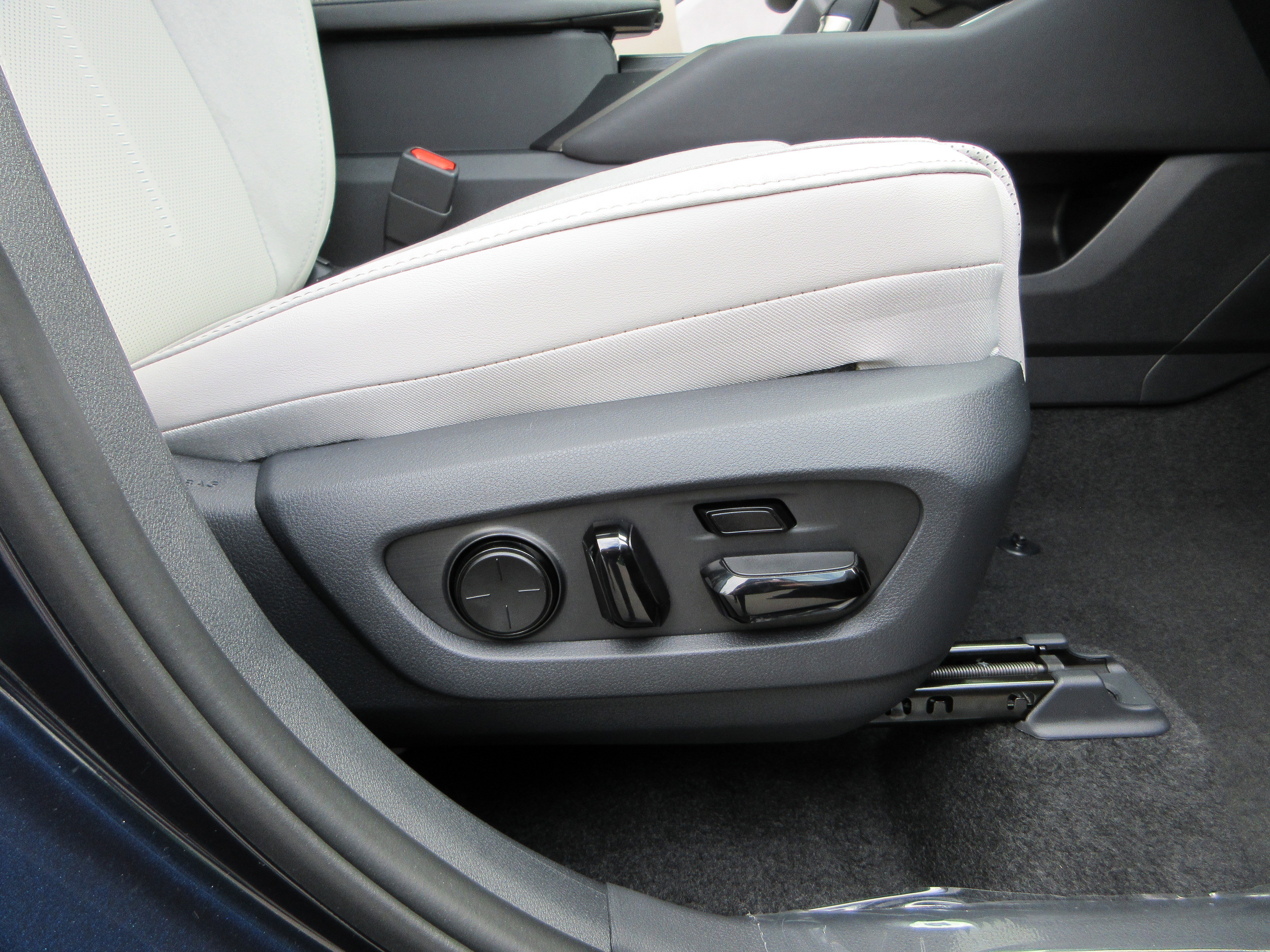 New 2026 Nightfall Mica Lexus LUXURY AWD image 30