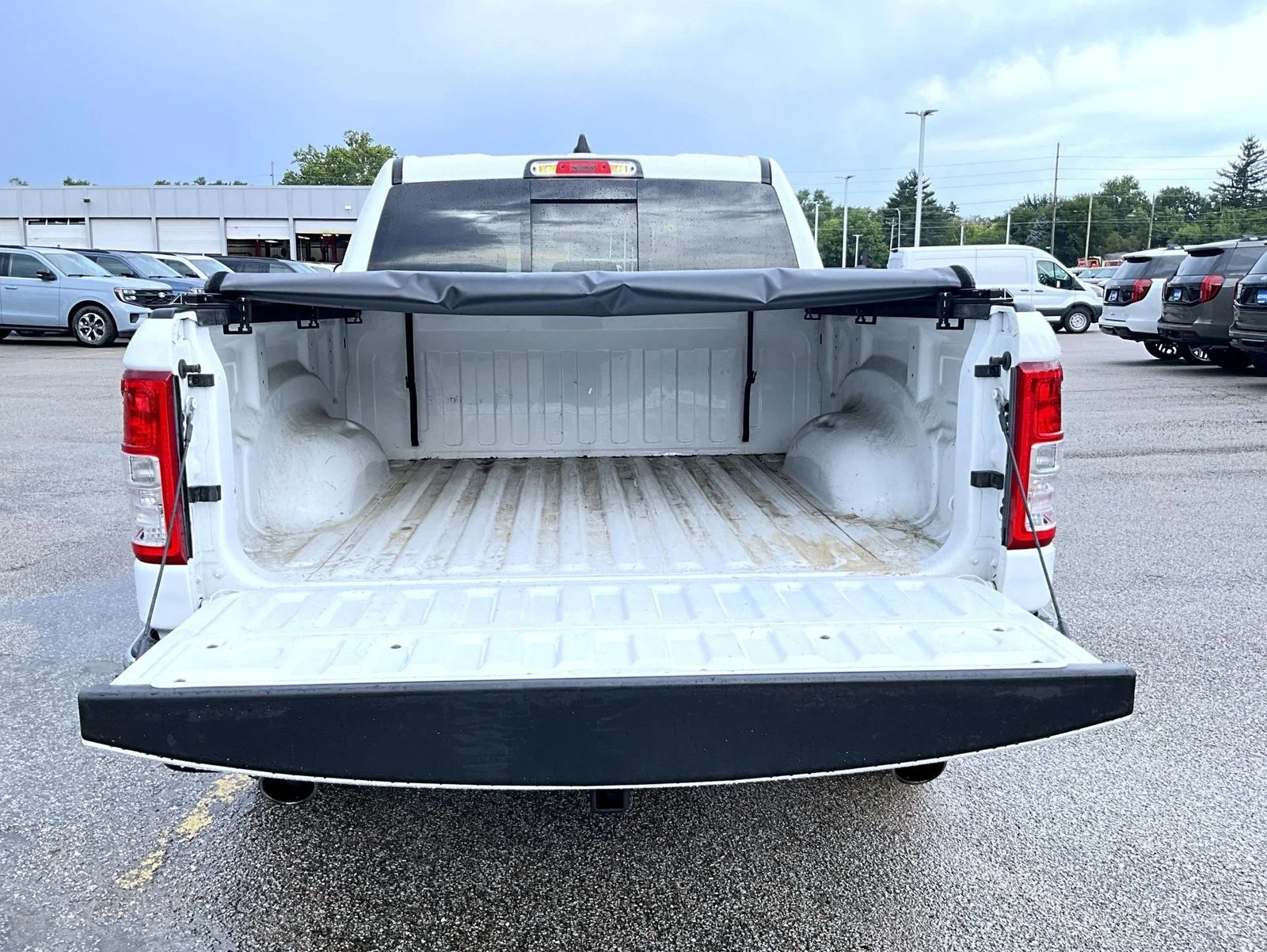 Used 2019 White Ram Big Horn/Lone Star image 9