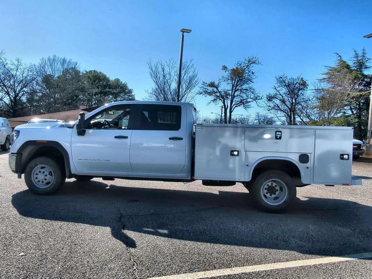 New 2026 Summit White GMC Pro image 5