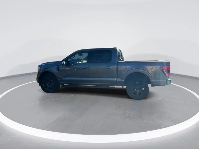 Used 2021 Gray Ford XLT image 4