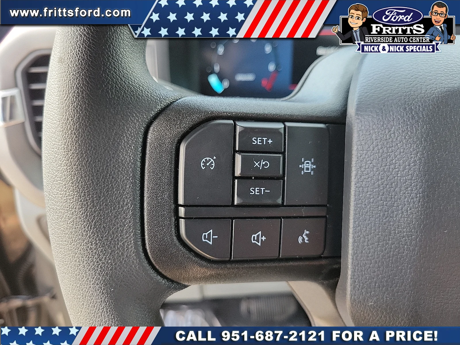 New 2026 Carbonized Gray Metallic Ford XLT image 6