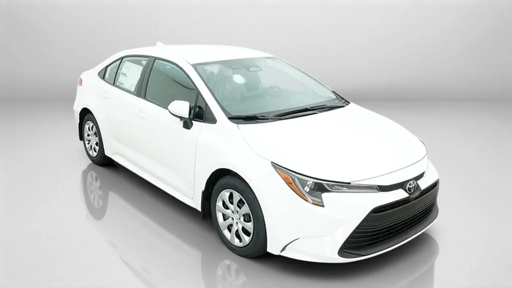 New 2027 Ice Cap Toyota LE image 5