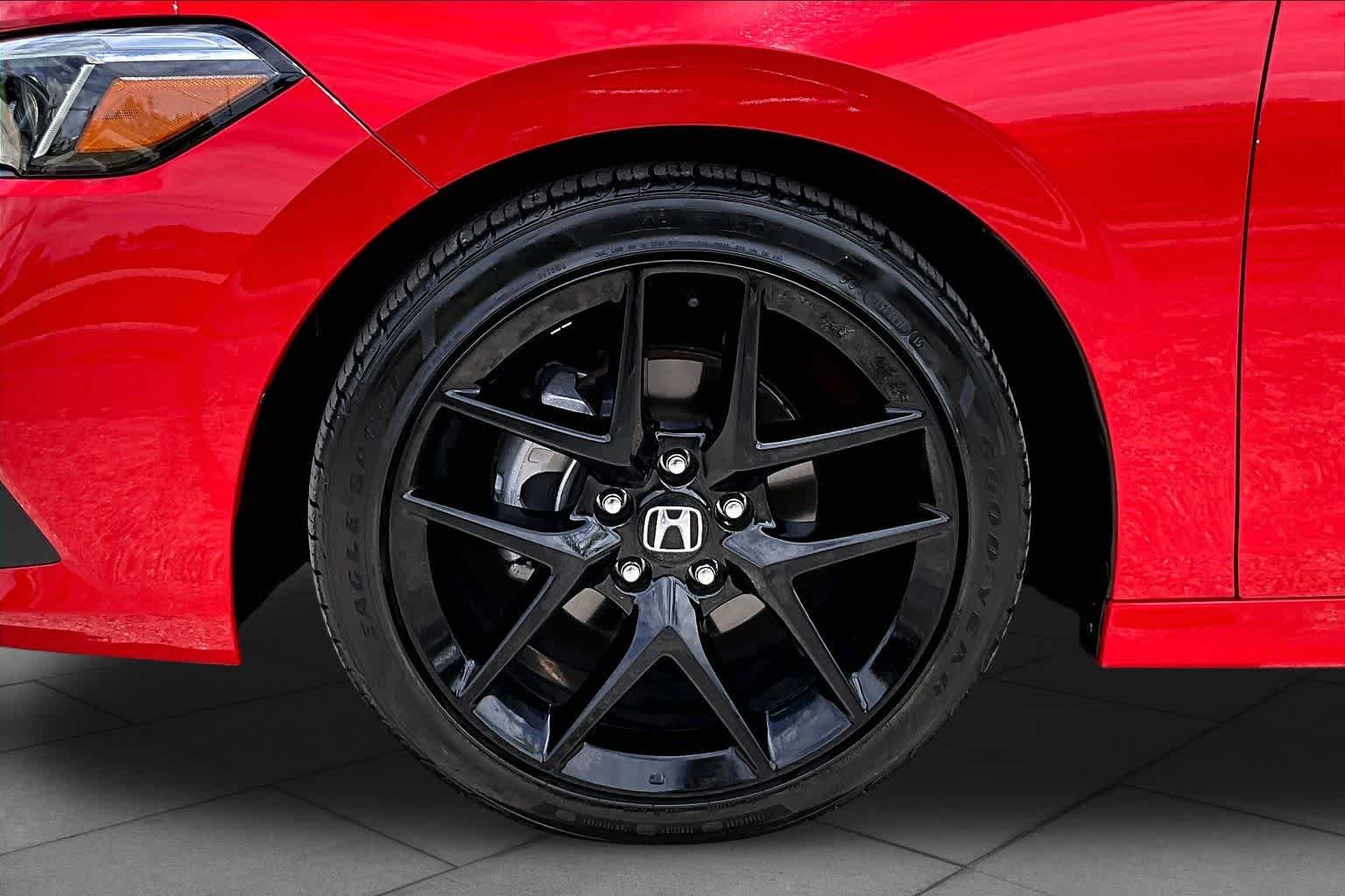 Used 2024 Rallye Red Honda Sport image 11