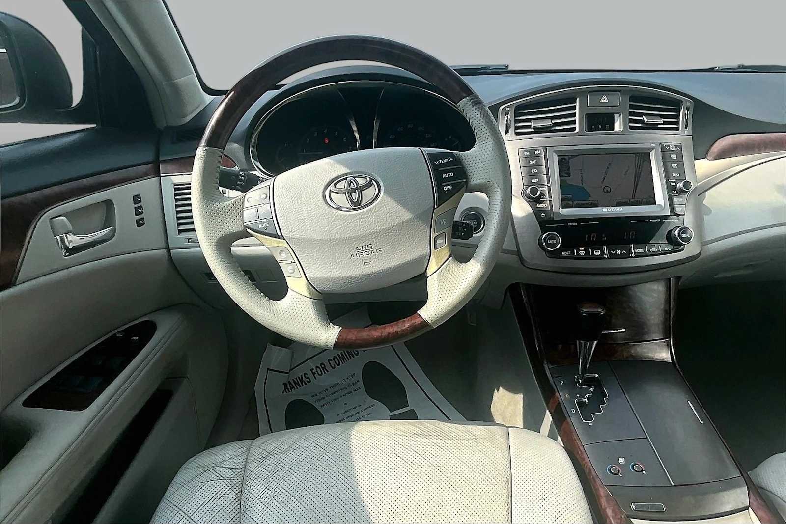 Pre-Owned 2011 Toyota Avalon Limited