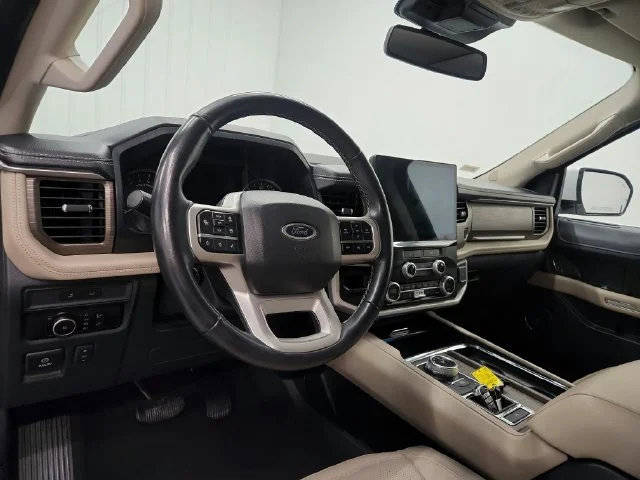 Used 2024 White Ford Limited image 14