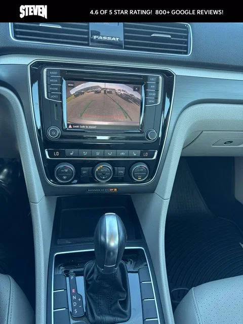 Used 2018 Gray Volkswagen 2.0T R-Line image 19
