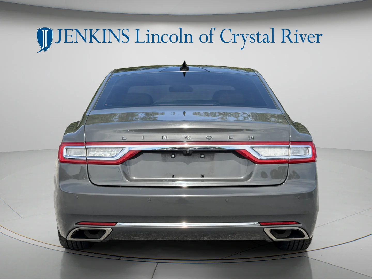 Used 2018 Magnetic Gray Metallic Lincoln Black Label image 5