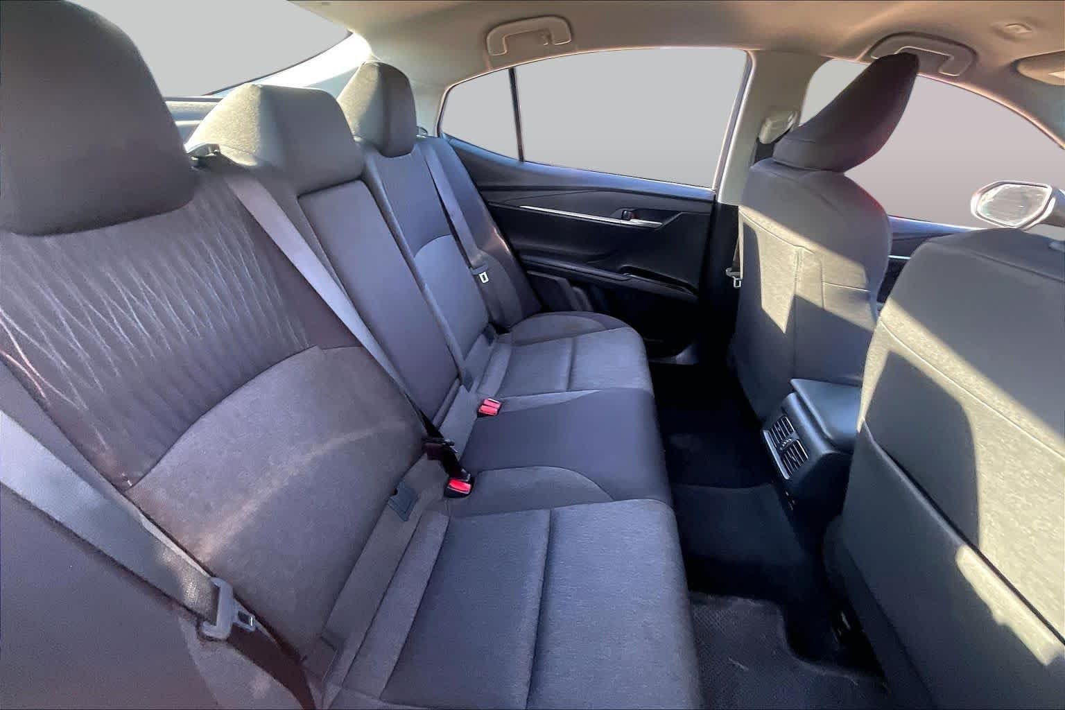 Used 2025 Midnight Black Metallic Toyota LE image 19