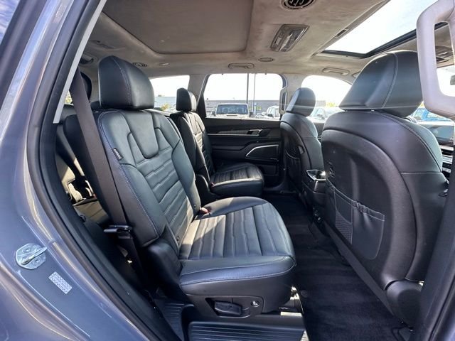 Used 2024 Silver Kia SX-Prestige image 31