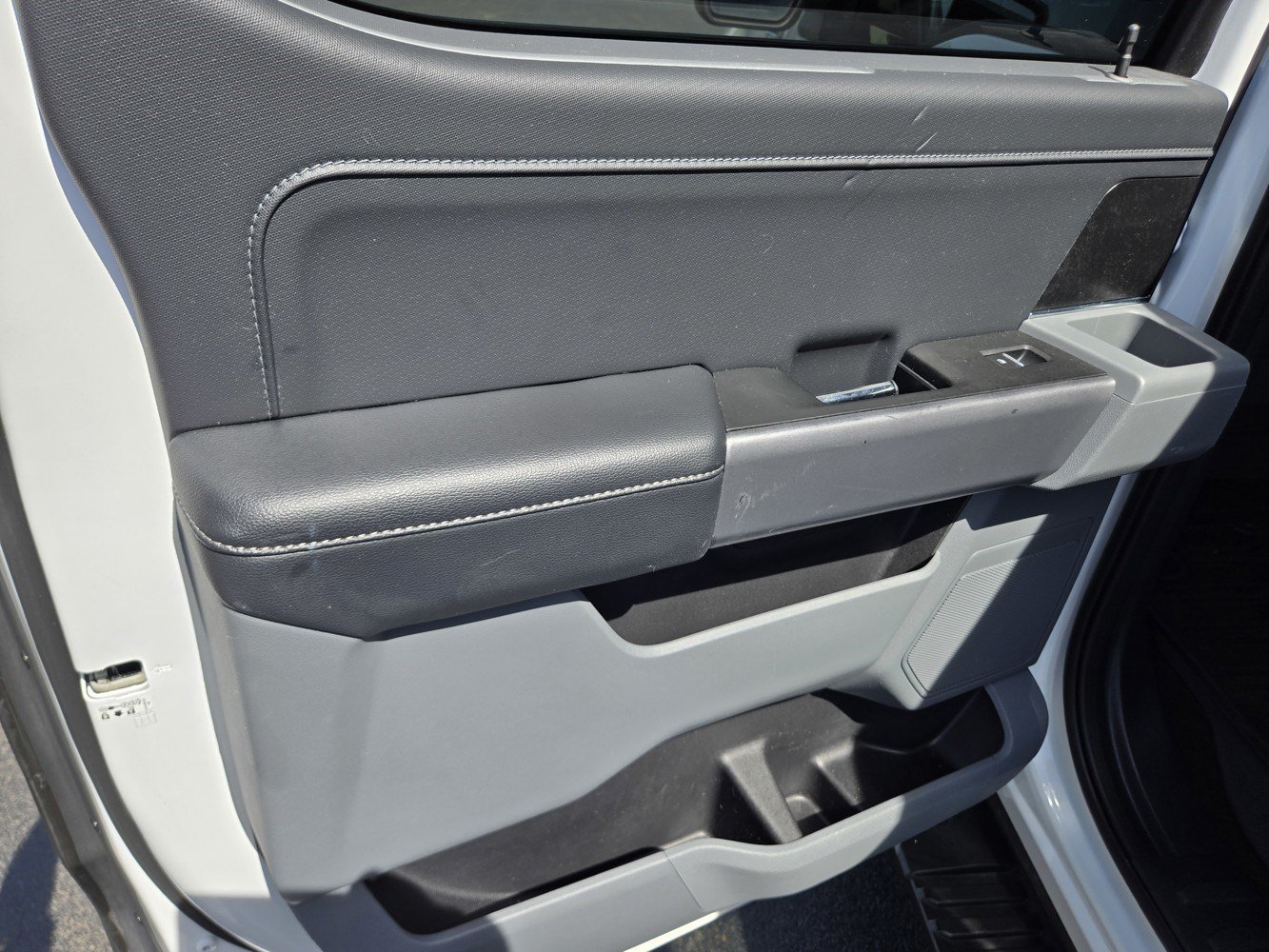 2022 Ford F-150 XL - Photo 33