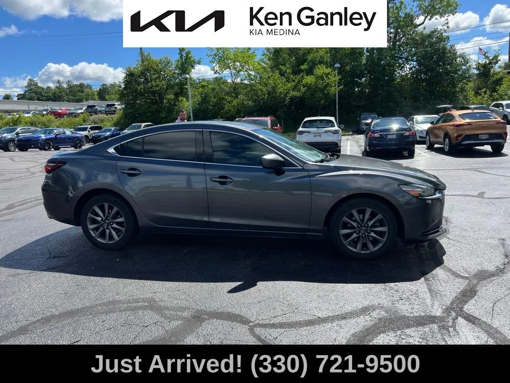 Used 2020 Gray Mazda Sport image 4