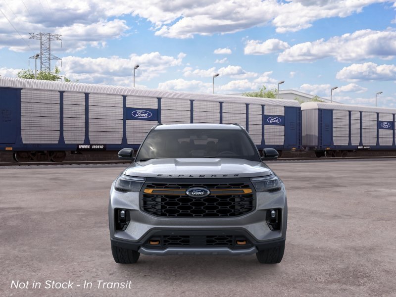 New 2026 Carbonized Gray Metallic Ford Tremor image 6