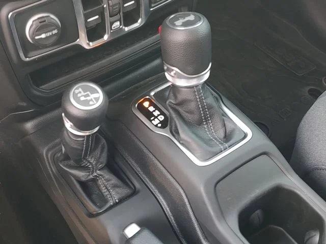 2025 Jeep Wrangler 4-Door Sport S - Photo 19