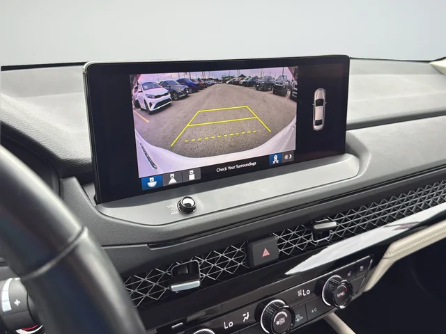 Used 2023 White Honda Touring image 14