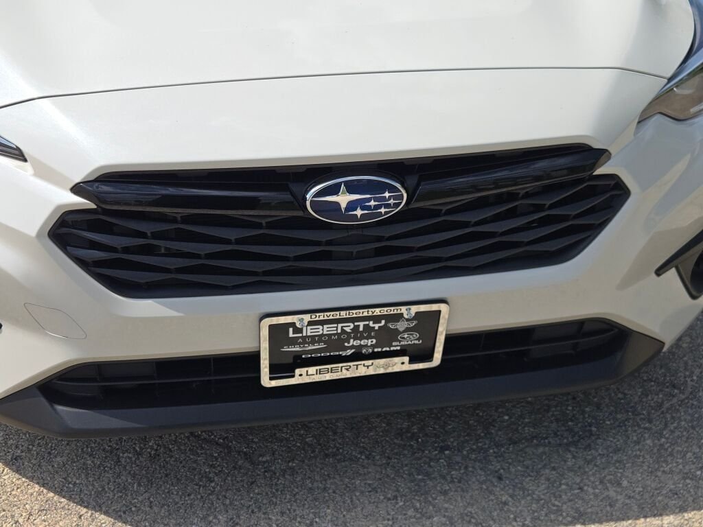 Used 2024 White Subaru Base image 6