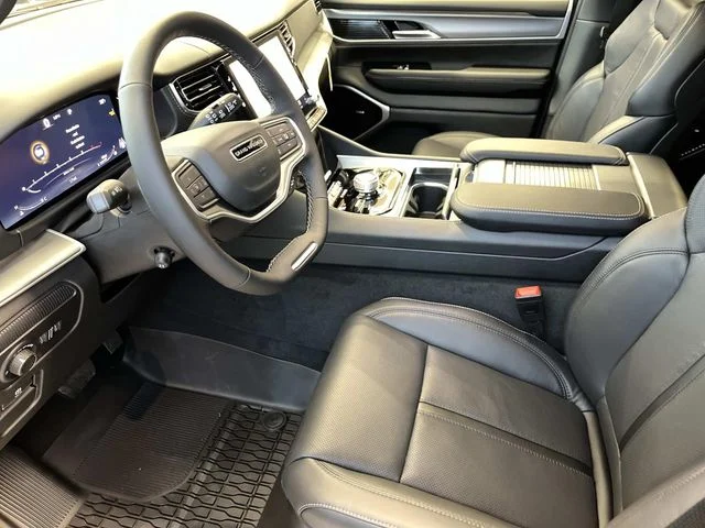 New 2026 Steel Blue Exterior Paint Jeep Limited image 22