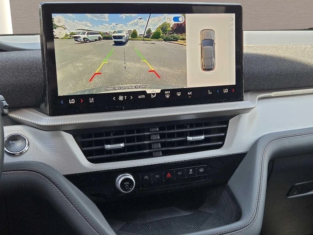 2025 Ford Explorer Active - Photo 27