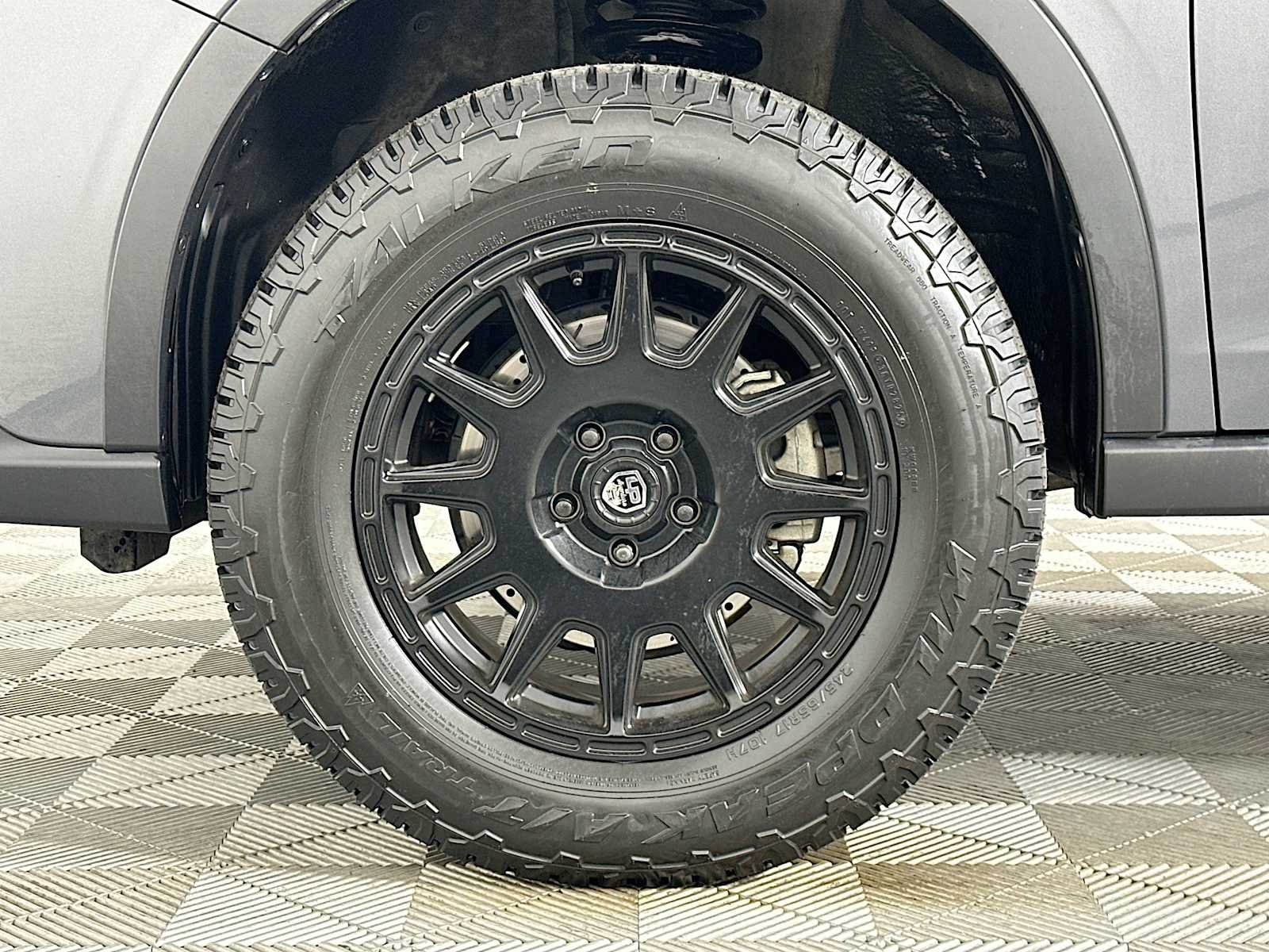 Used 2020 Magnetite Gray Metallic Subaru Limited XT image 29