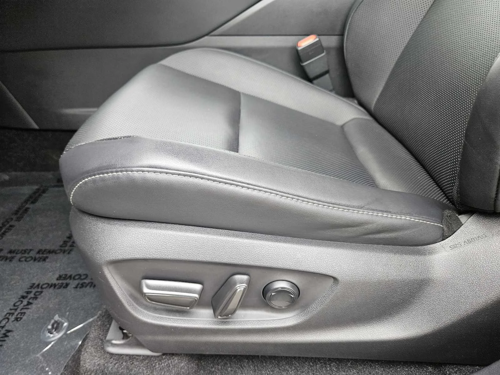 Used 2025 Bronze Age Toyota Platinum image 19