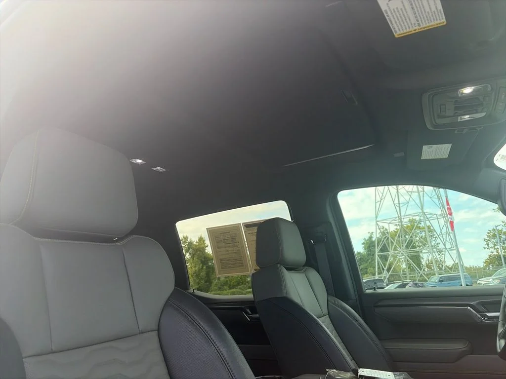 Used 2024 Gray Chevrolet ZR2 image 18