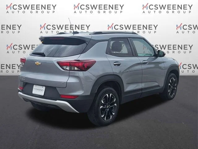 Used 2023 Sterling Gray Metallic Chevrolet LT image 5
