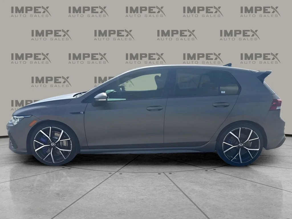 Used 2024 Black Volkswagen 2.0T image 2