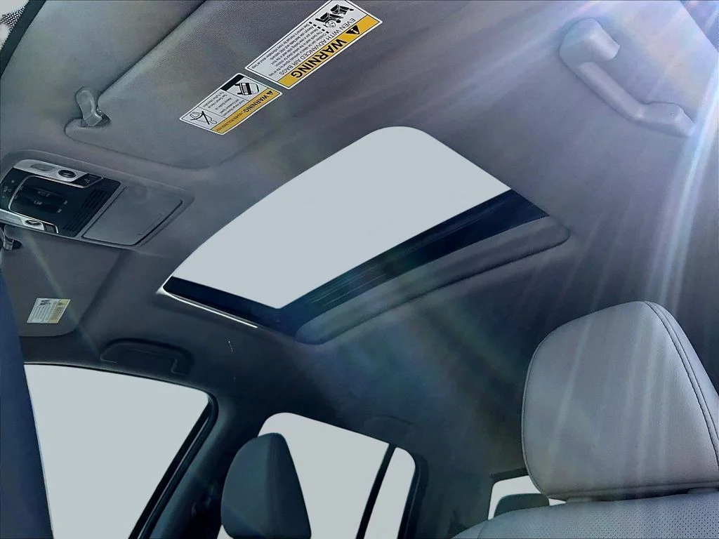 New 2026 Platinum White Pearl Honda RTL image 25
