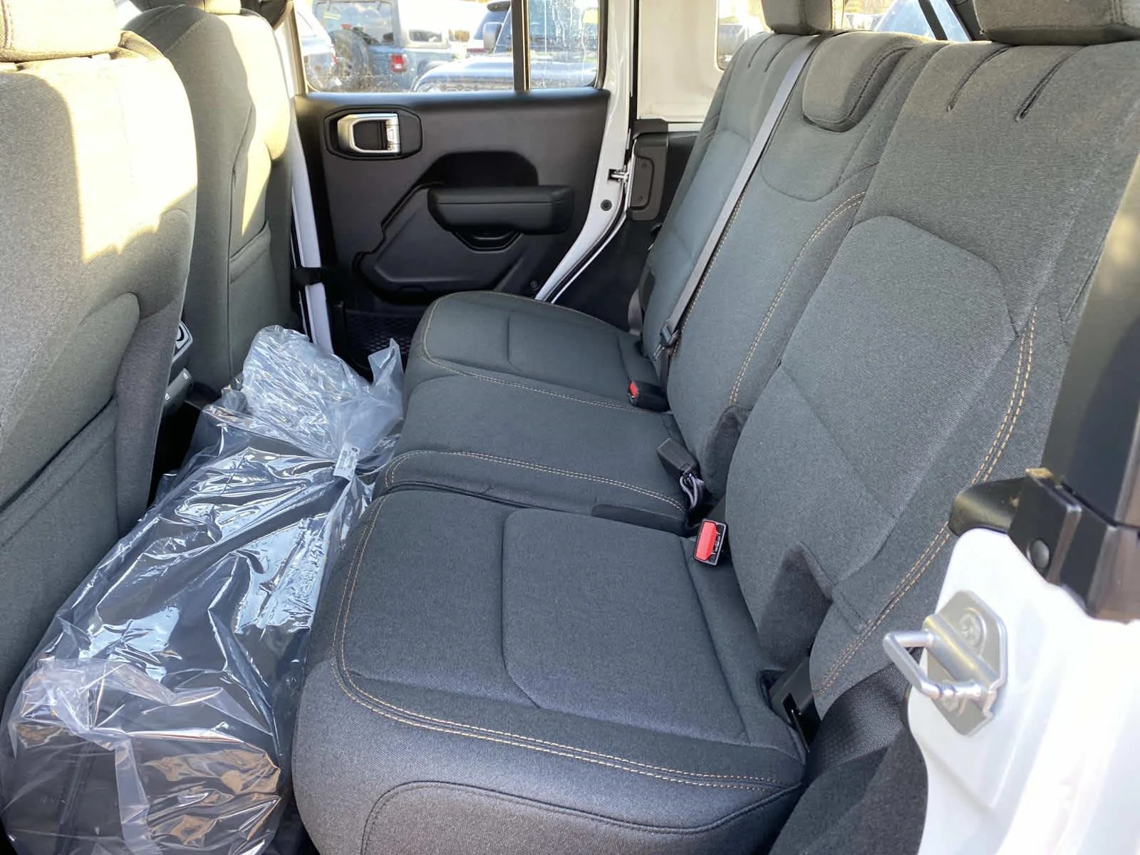 New 2026 Bright White Clear-Coat Exterior Paint Jeep Sport image 6