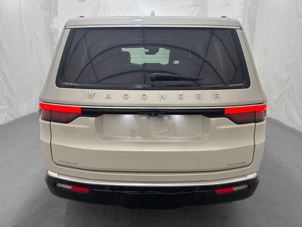 Used 2022 White Jeep Series III image 6