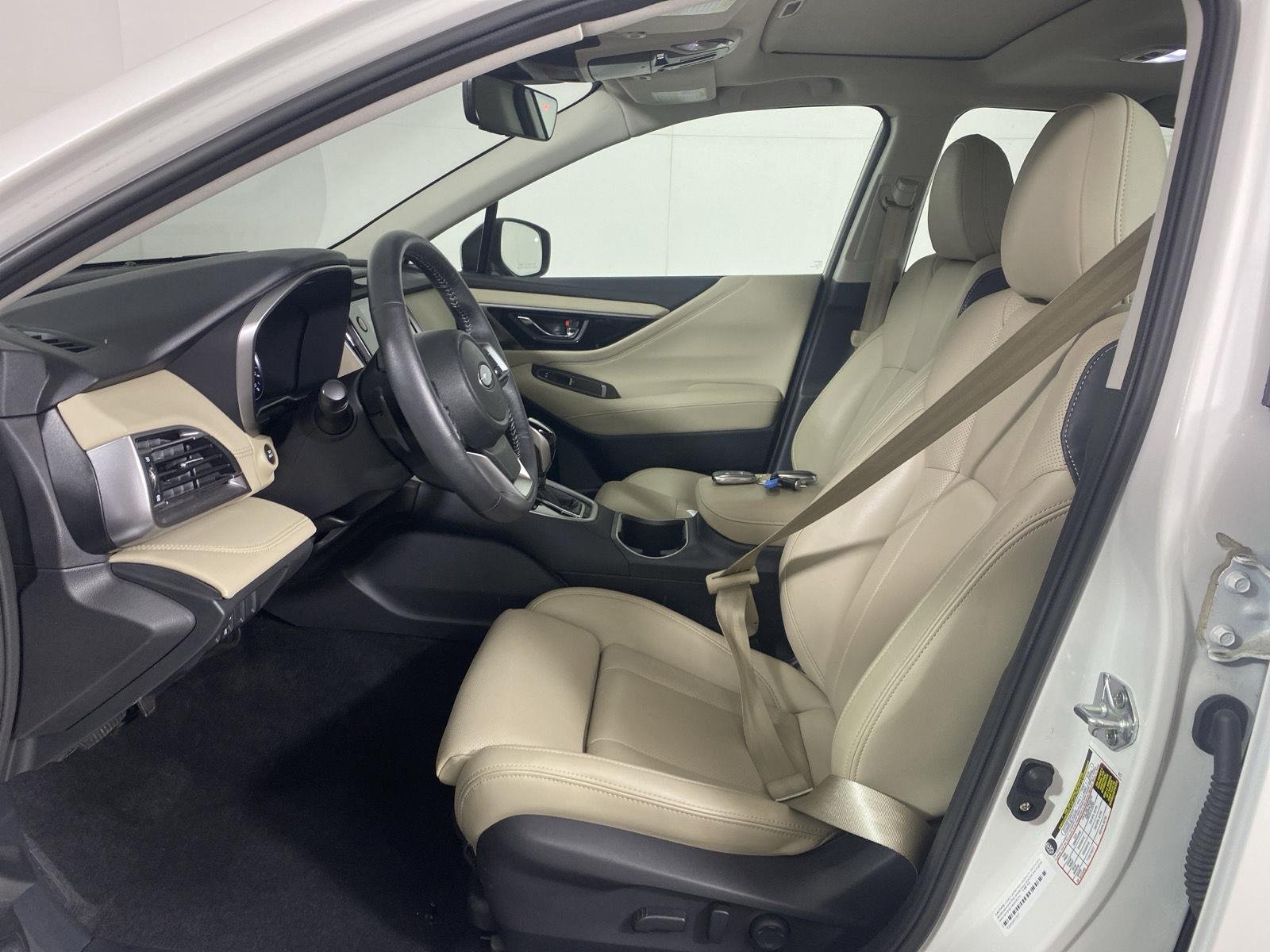 Used 2024 Crystal White Pearl Subaru Limited image 12