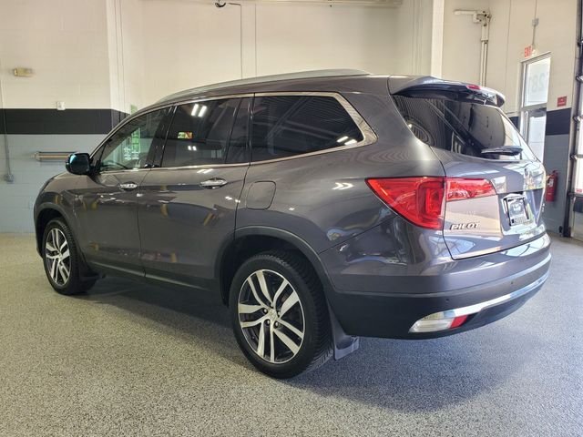 Used 2018 Gray Honda Touring image 4