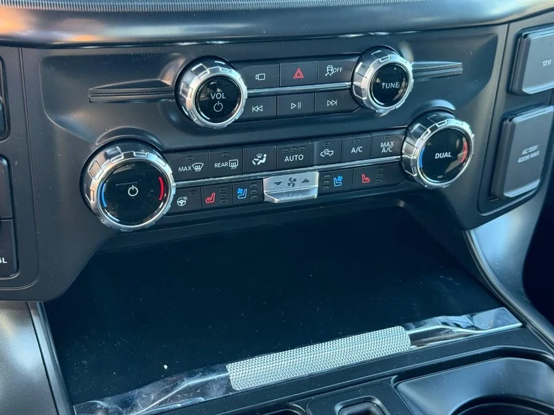 New 2026 Carbonized Gray Metallic Ford LARIAT 4WD SuperCrew 5.5