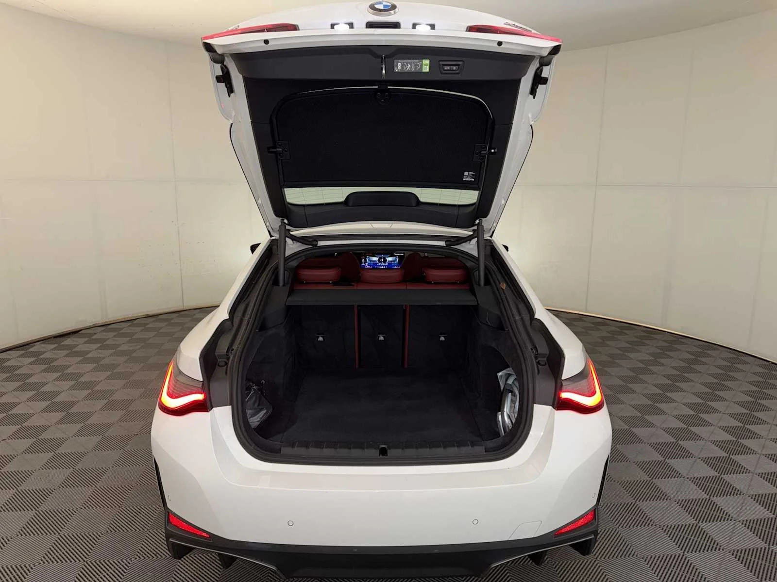 2026 BMW i4 40 - Photo 22