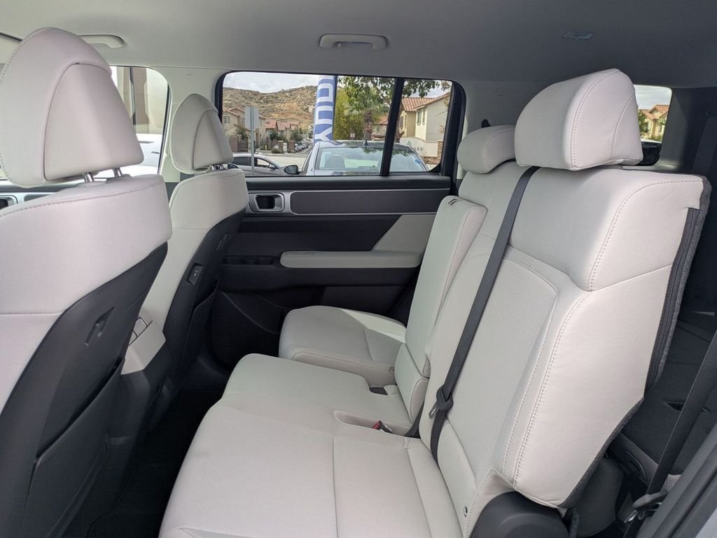 New 2026 Silver Hyundai SE image 26