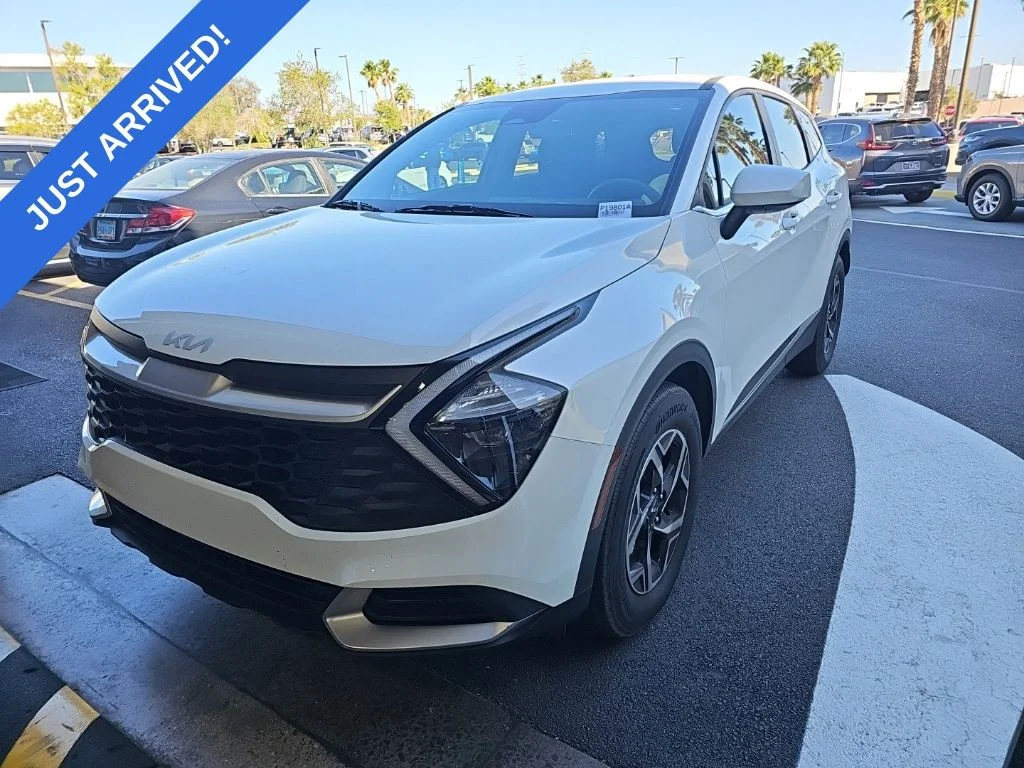 2023 Kia Sportage 2.5 LX AT's photo