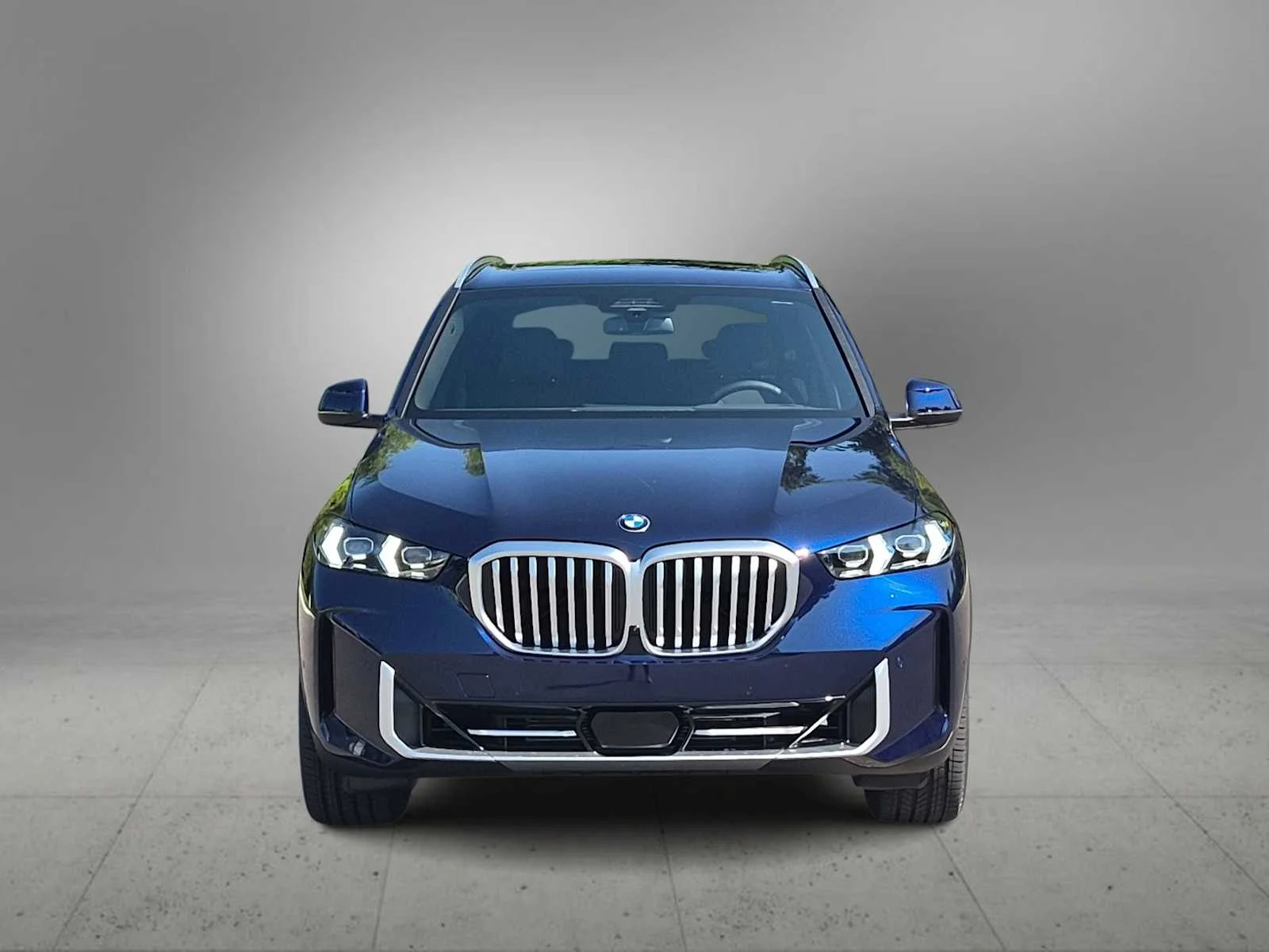 New 2026 Tanzanite Blue II Metallic BMW xDrive40i image 3