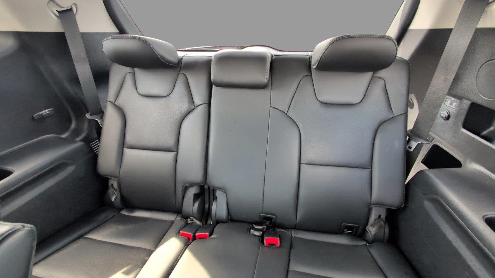 Used 2025 Everlasting Silver Kia S image 37
