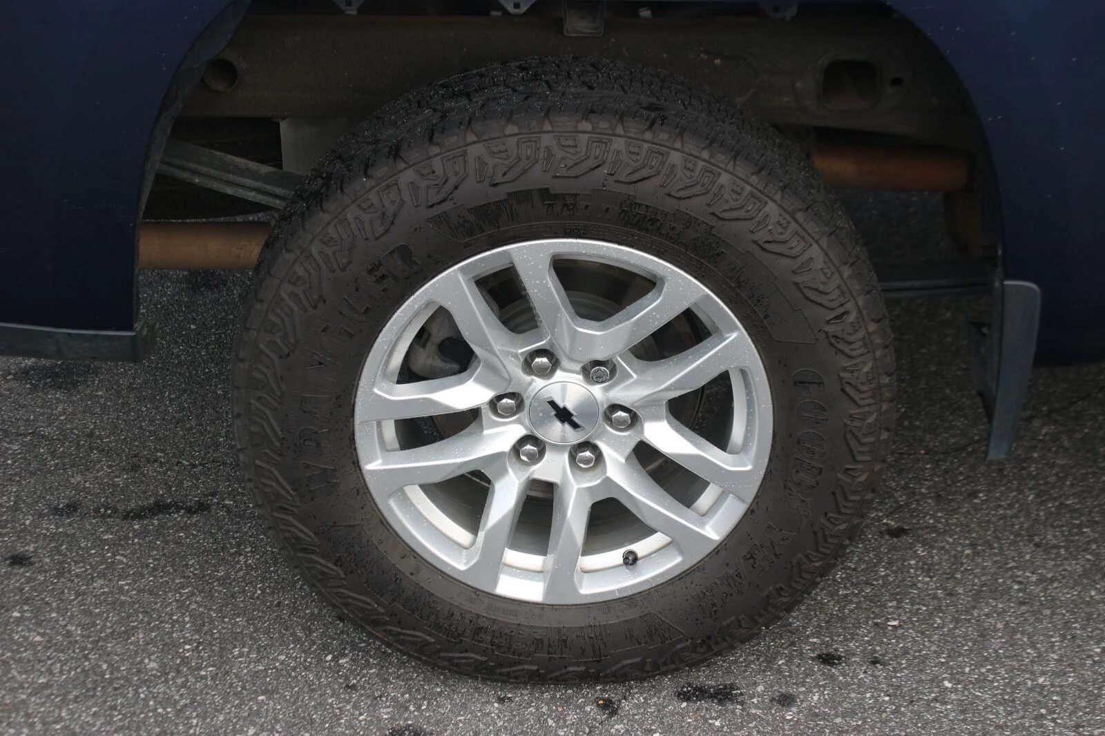 Used 2021 NORTHSKY BLUE METALLIC Chevrolet RST image 39