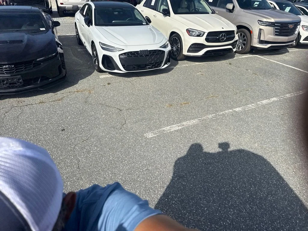 Used 2023 Blue GMC AT4 image 35