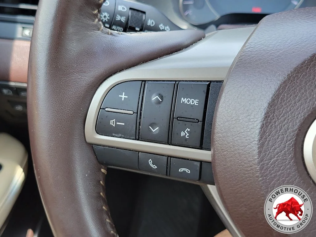 Used 2017 Silver Lexus 350 image 29