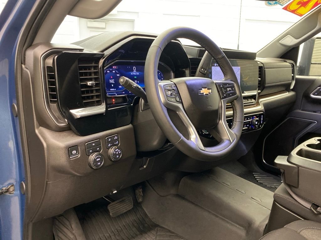 Used 2025 Blue Chevrolet LT image 20