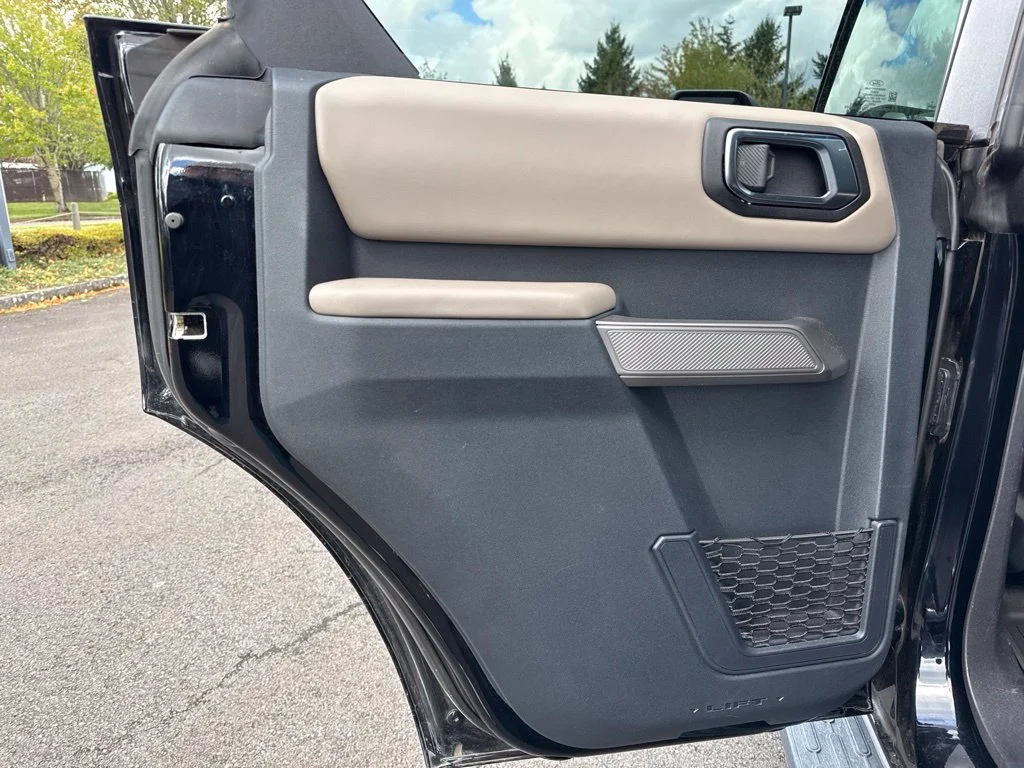 Used 2023 Shadow Black Ford Wildtrak image 21