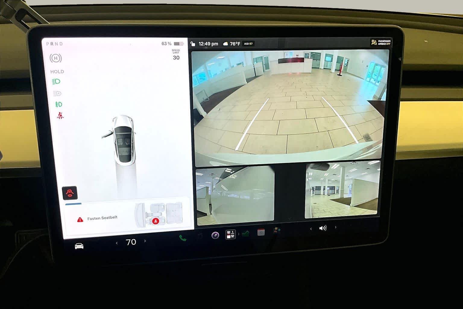 Used 2021  Tesla Standard Range Plus image 24