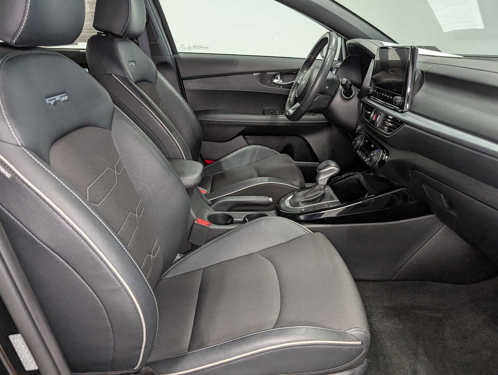 Certified Used 2023 Aurora Black Kia GT-Line image 38