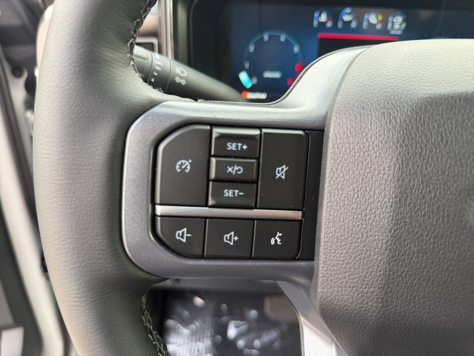 New 2026 Avalanche Ford LARIAT image 24