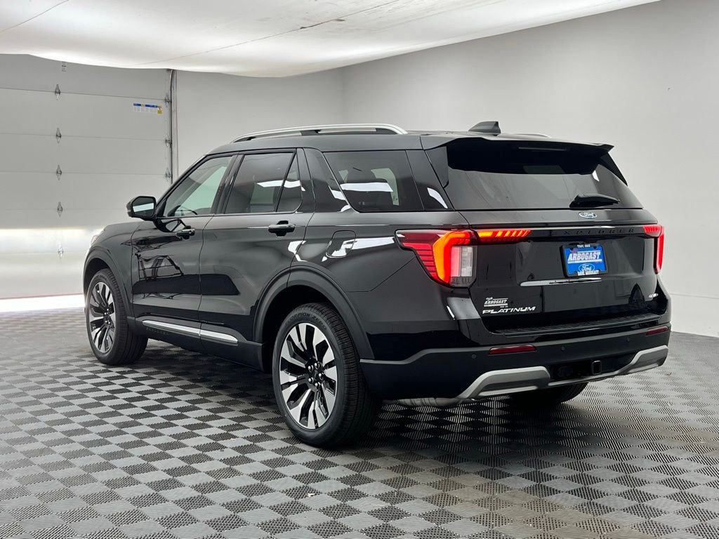 New 2026 Black Ford Platinum image 14