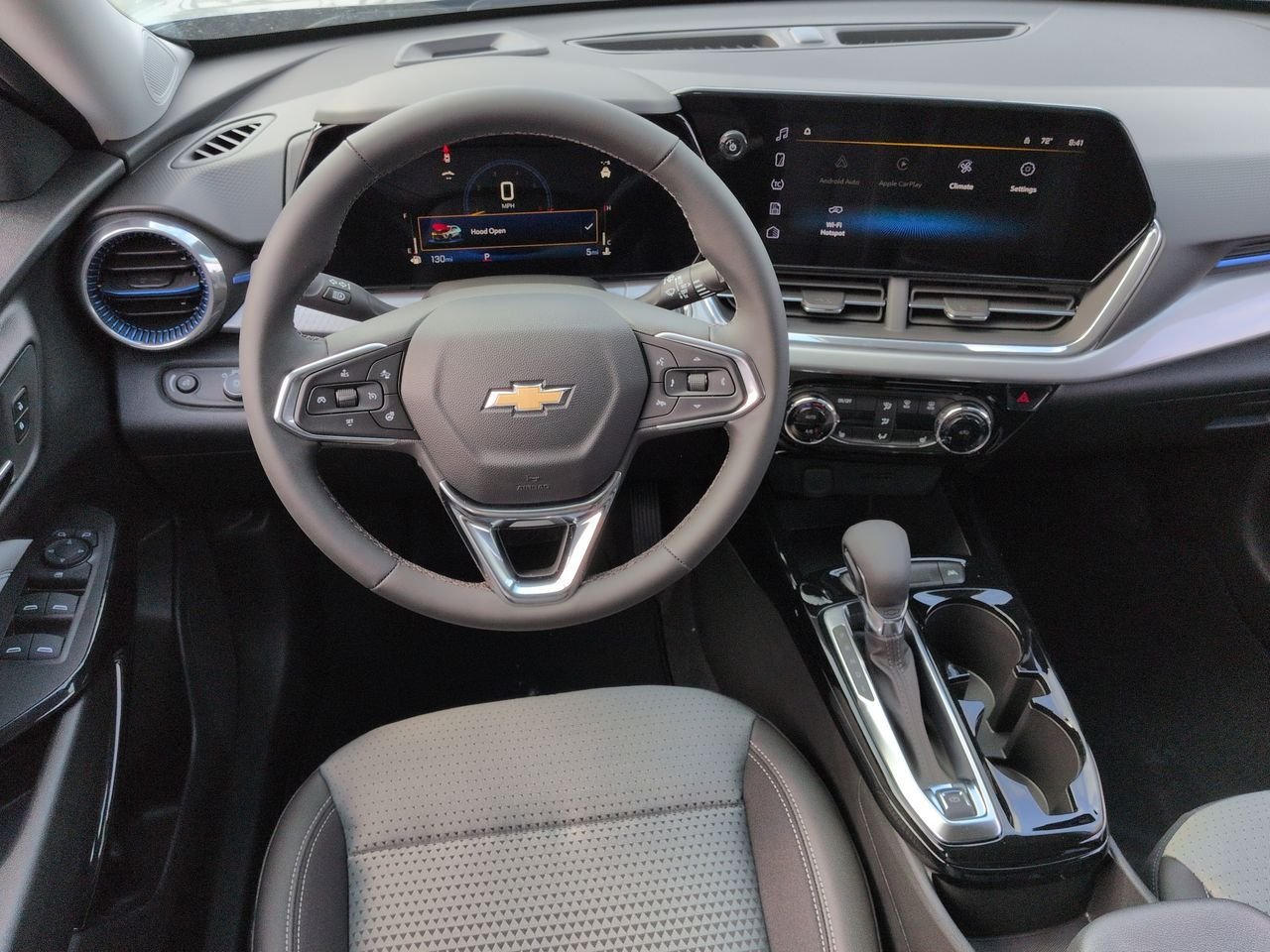 2026 Chevrolet Trax LT - Photo 21