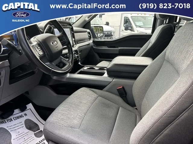 Used 2022 Black Ford XLT image 19