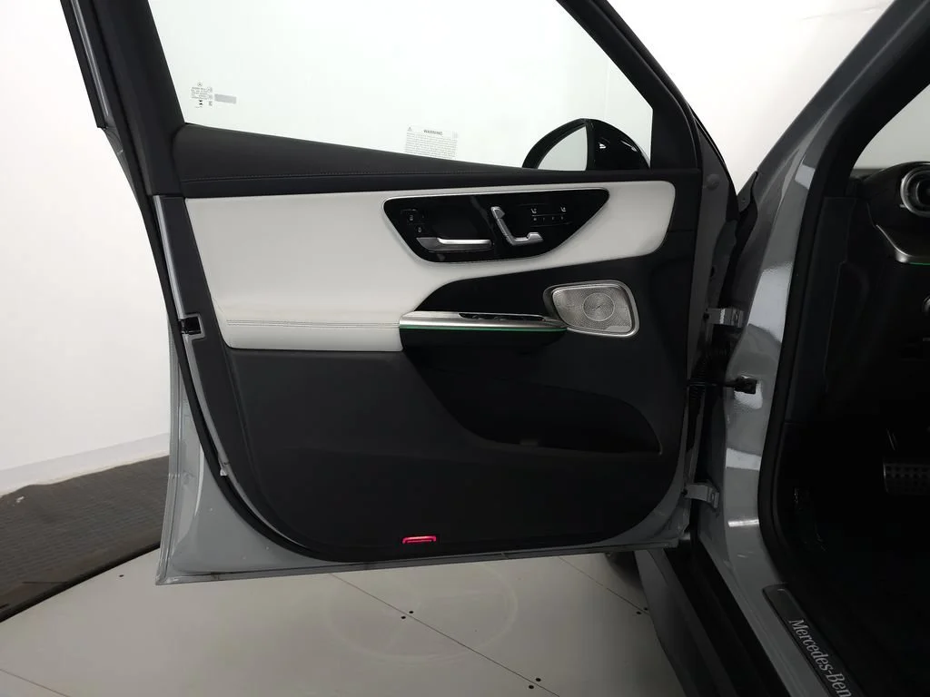 New 2026 MANUFAKTUR Alpine Grey Mercedes-Benz GLC 300 Coupe image 43